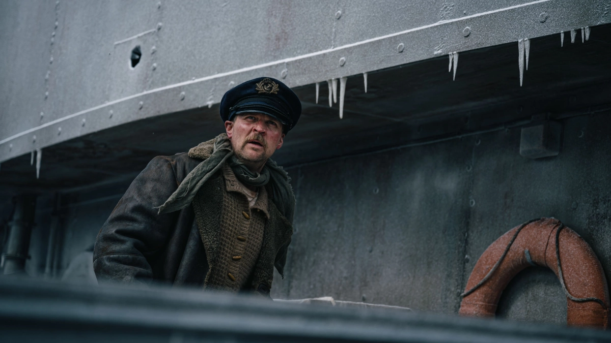 Đoàn Tàu Bắc Cực (The Arctic Convoy)