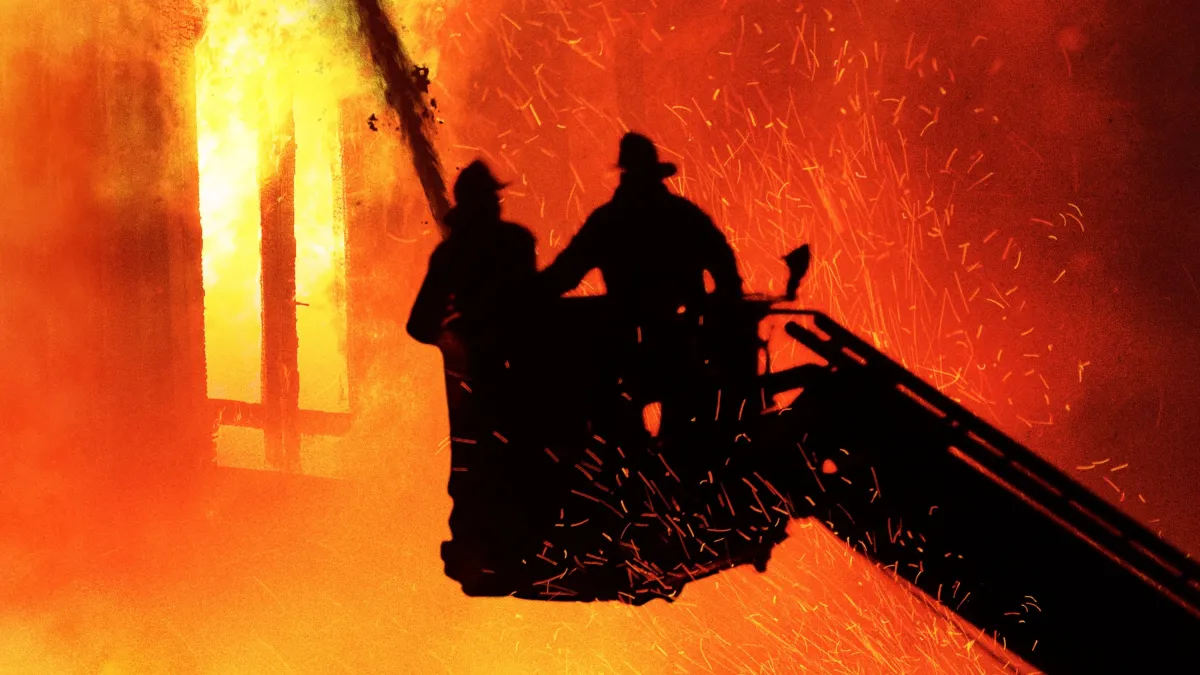 Một Vụ Ra Trò: Những Câu Chuyện Của Sở Cứu Hỏa New York (A Good Job: Stories of the FDNY)
